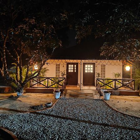 Shobhayan Inn, Airport Railway Station Pickup Free Ayodhya Eksteriør billede
