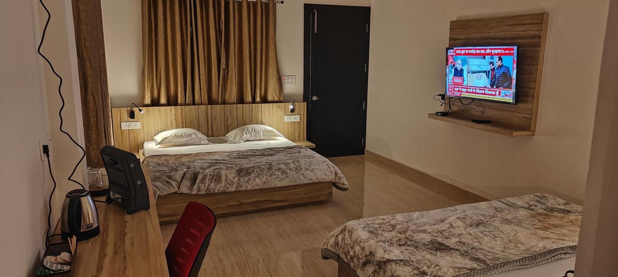 Shobhayan Inn, Airport Railway Station Pickup Free Ayodhya Eksteriør billede