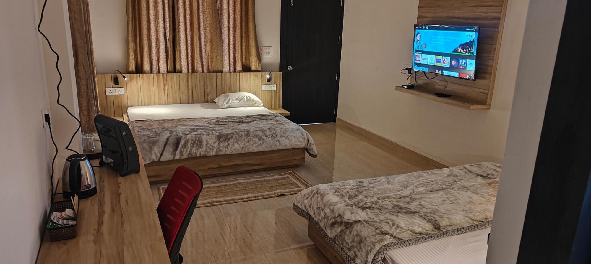 Shobhayan Inn, Airport Railway Station Pickup Free Ayodhya Eksteriør billede